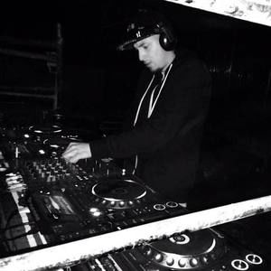 Meet your Posher, Stephane